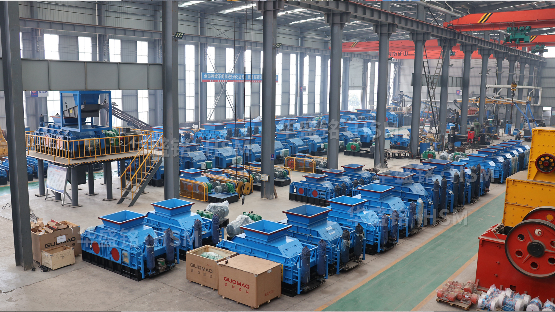 砂廠回料處理難？大型對輥破碎機(jī)助您成品率上升，成本直降降低